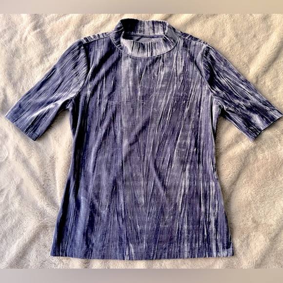 NWT Anthropologie Pilcro Crushed Velvet Mock Neck Top Slate Size S - Picture 3 of 9